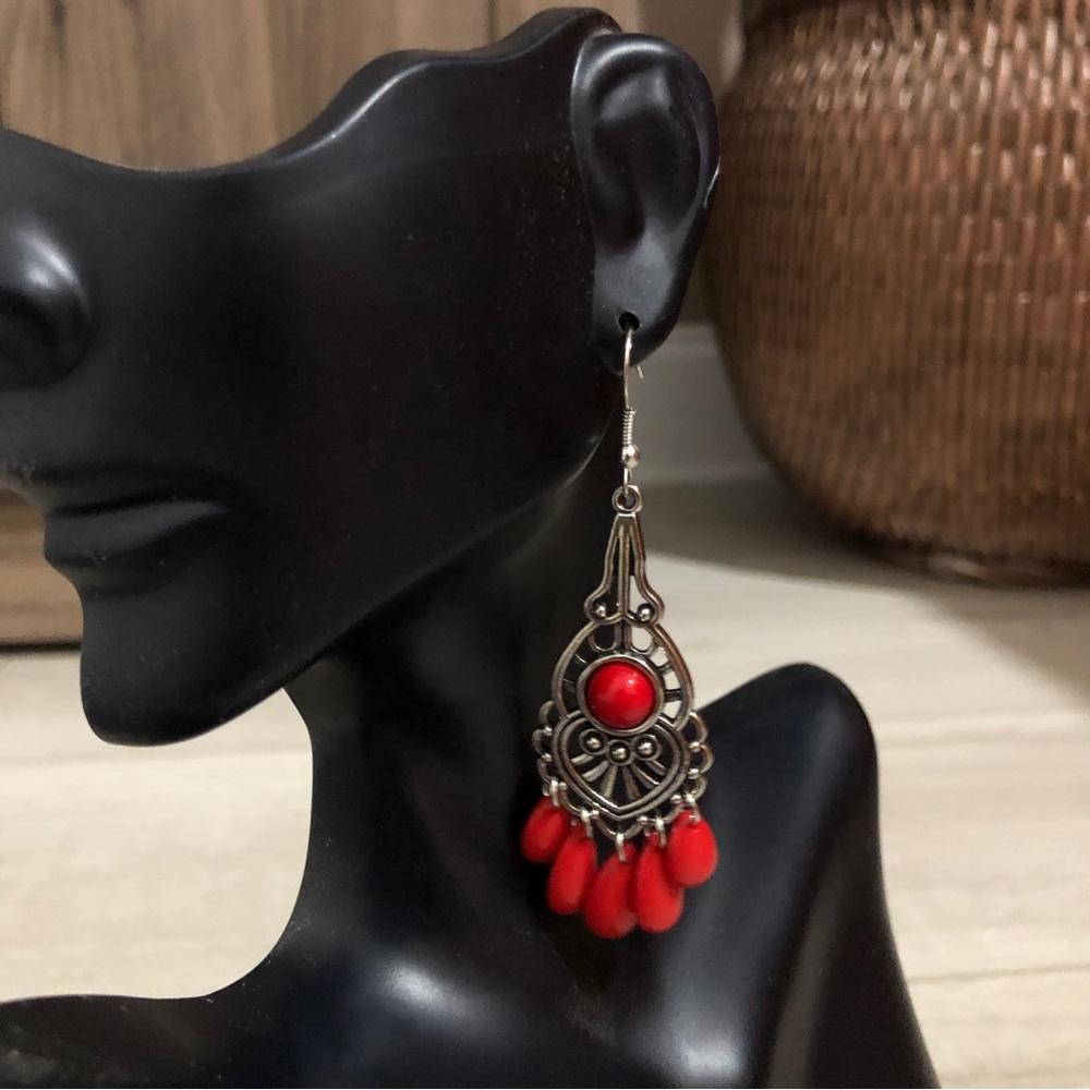 Beautiful bohemian styles earrings red/silver